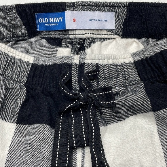 Old navy bundle lot# 2 pair pants - Picture 4 of 10